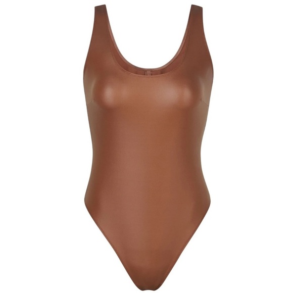 SKIMS Bodysuit WET JERSEY TANK Faux Leather COPPER Vegan Thong Scoop Neck Medium - Picture 2 of 13